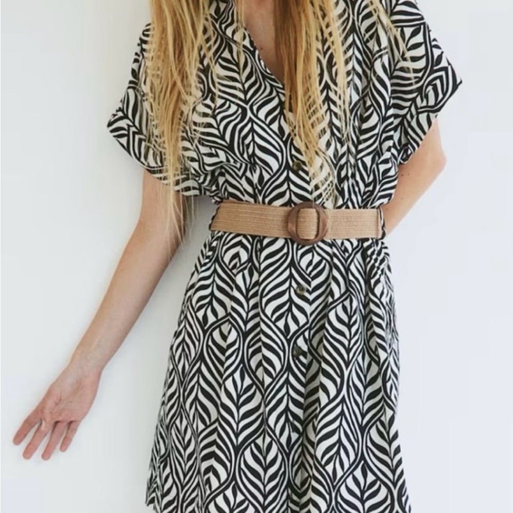 H&M Black and White Leaf Print Mini Dress